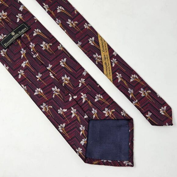 ERMENEGILDO ZEGNA SILK TIE RED BLACK WHITE FLORAL SATIN TEXTURED 3.75" X 57" - Picture 2 of 4